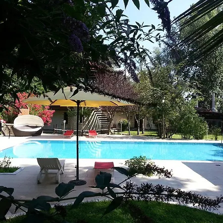 Green Blue Hotel サパンジャ