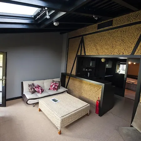Green Blue Hotel 酒店 萨潘贾