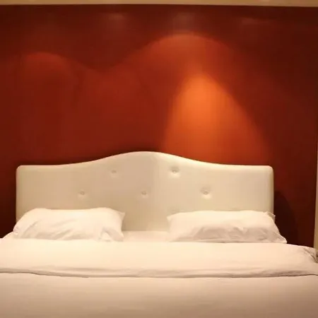 Green Blue Hotel * サパンジャ