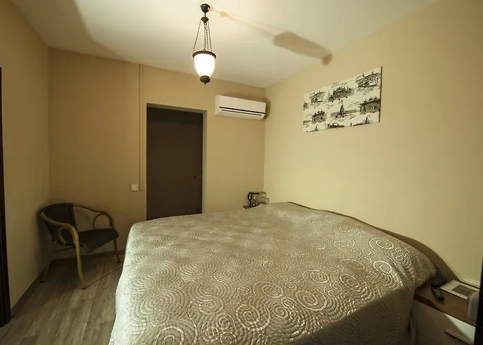 Green Blue Hotel فندق